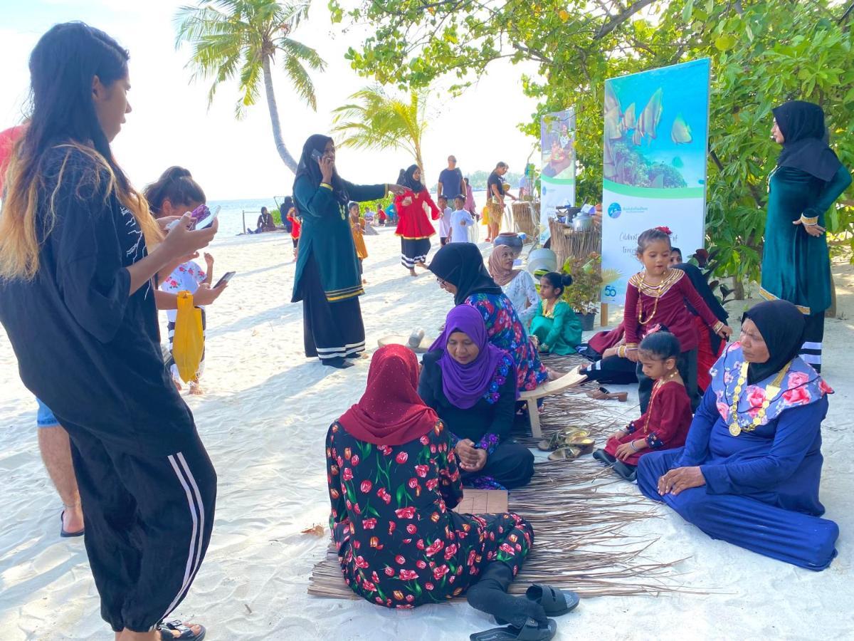 Leisure Inn Guest House Bodufolhudhoo 외부 사진