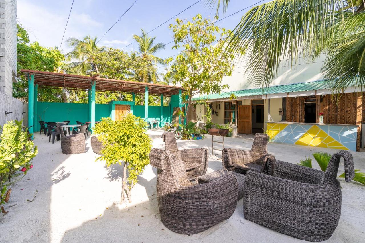 Leisure Inn Guest House Bodufolhudhoo 외부 사진